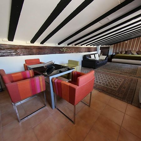 Hostal Santa Teresa Reus Eksteriør billede