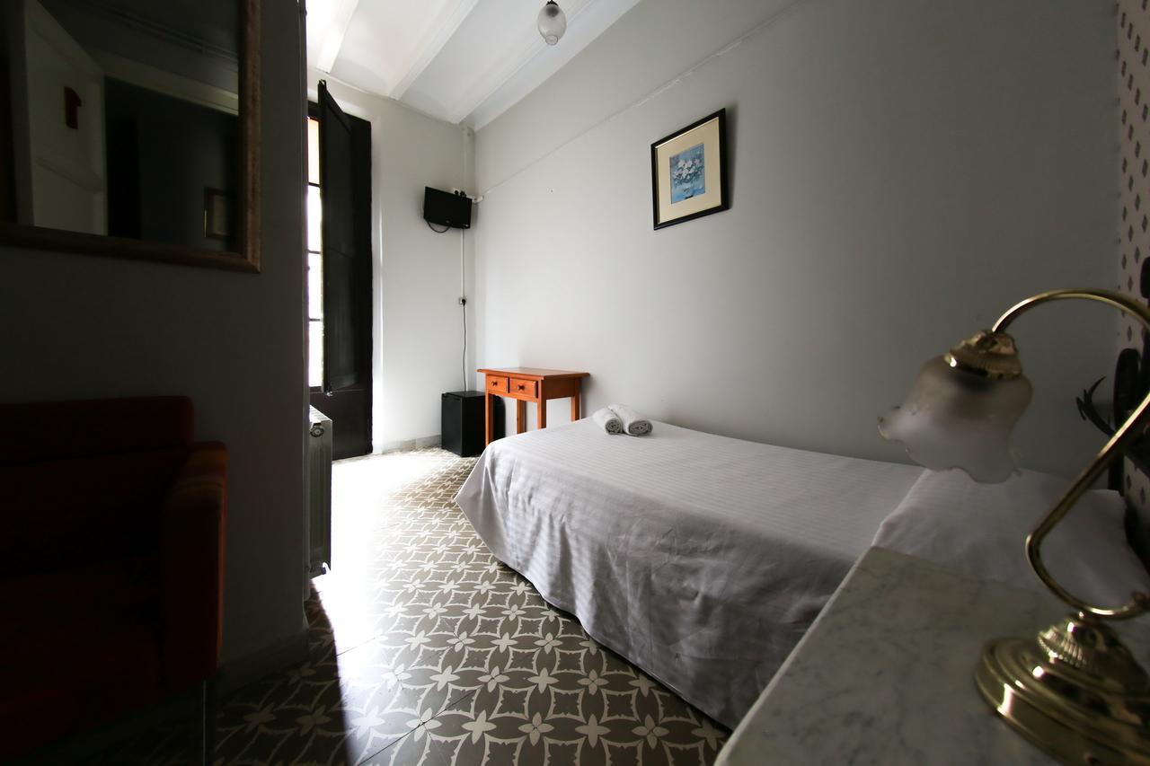 Hostal Santa Teresa Reus Eksteriør billede